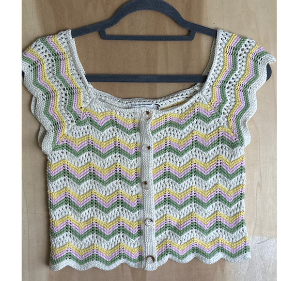 Lush Top Womens Small Crochet‎ Button Chevron - Picture 1 of 8